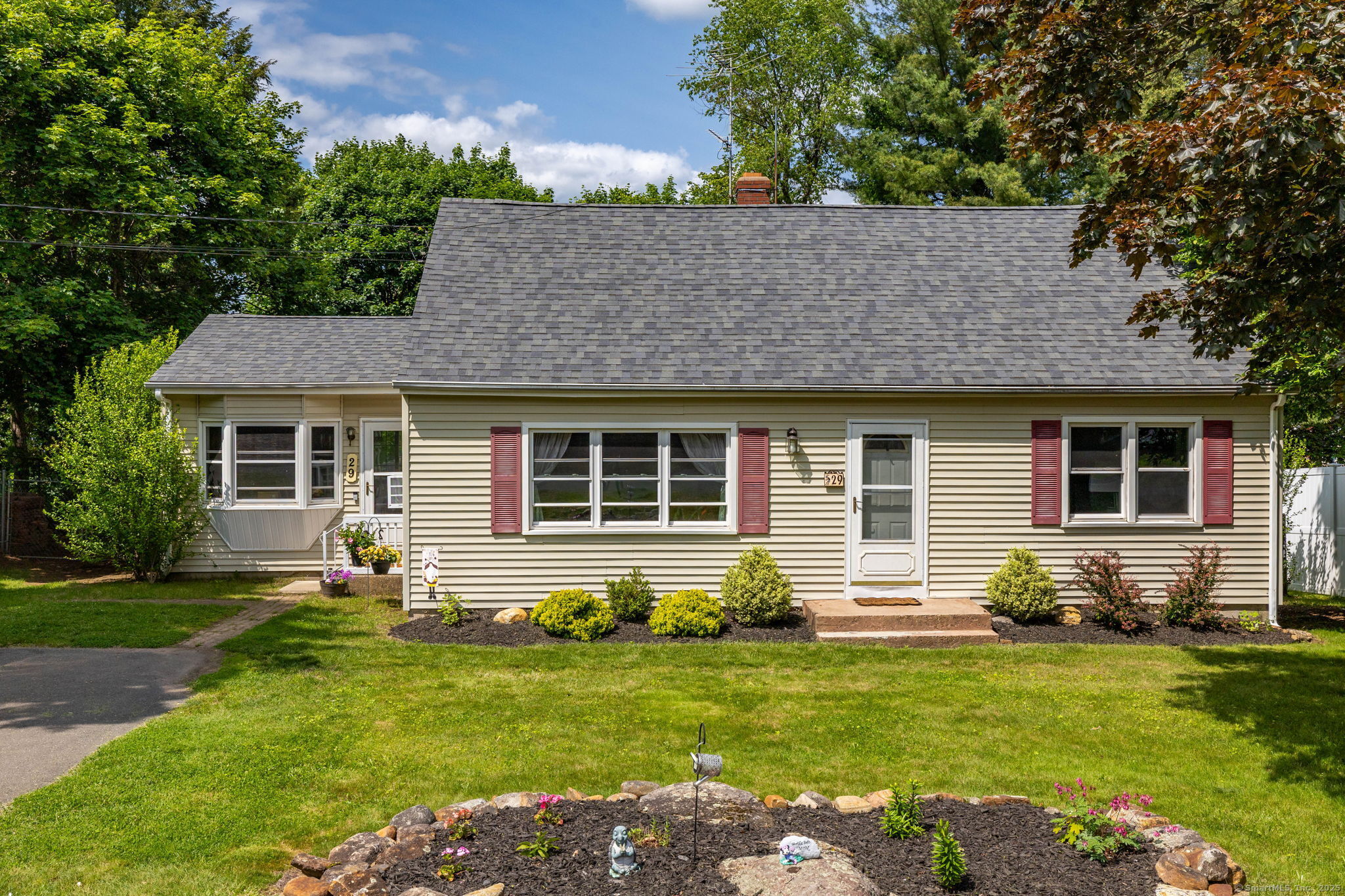 29 Scott Drive Vernon CT 06066