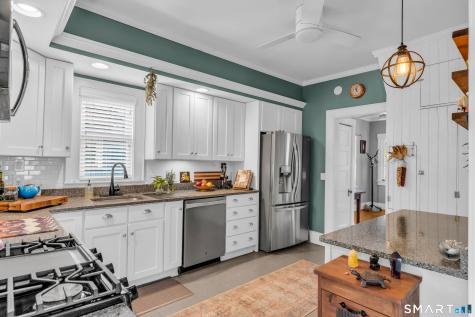 575 Ocean Avenue New London CT 06320