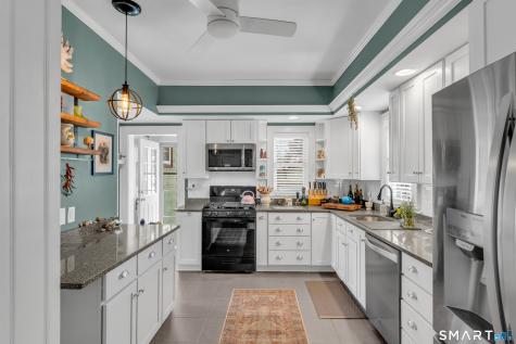 575 Ocean Avenue New London CT 06320