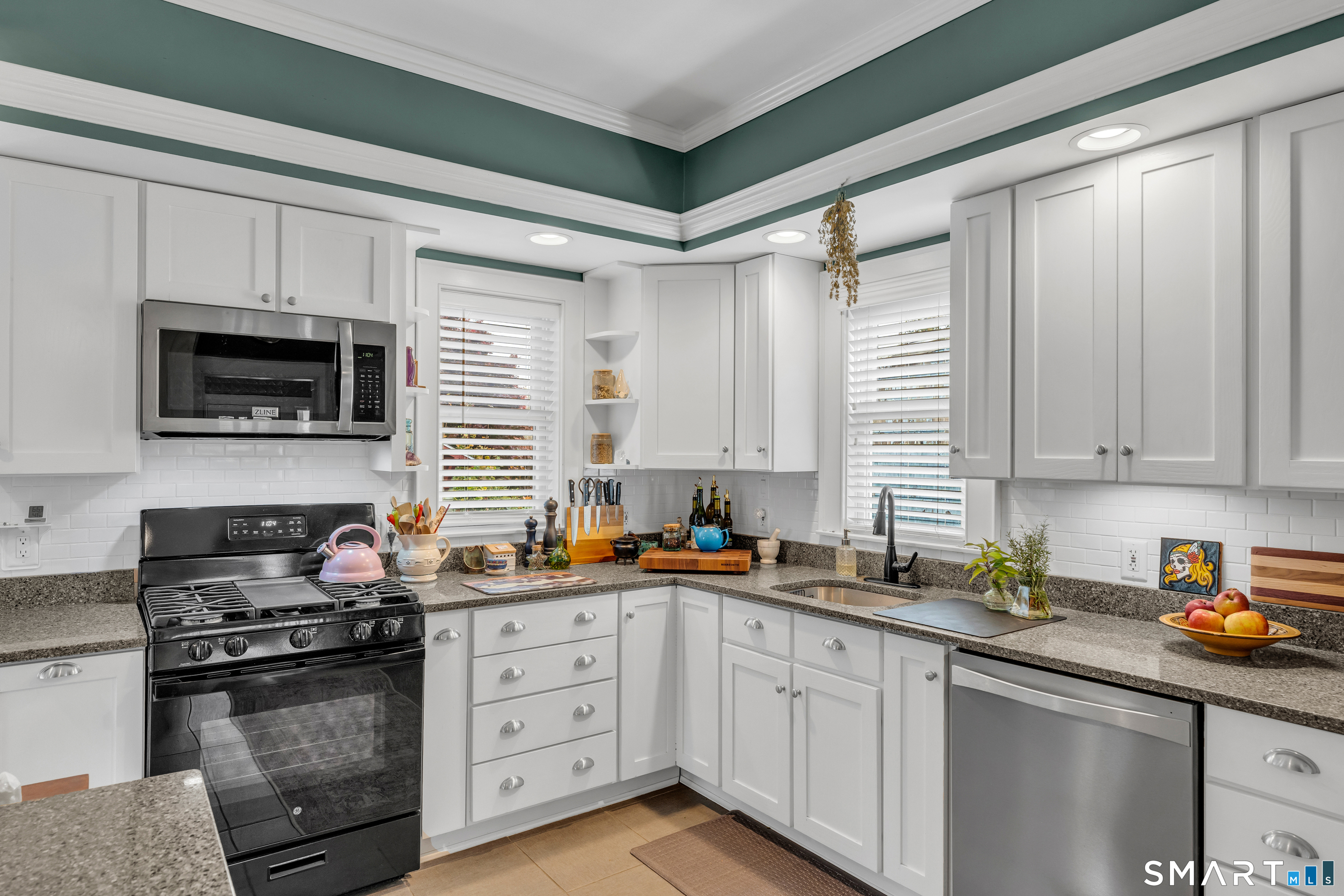 575 Ocean Avenue New London CT 06320