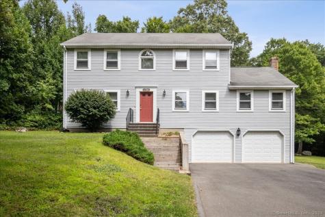 138 Taine Mountain Road Burlington CT 06013