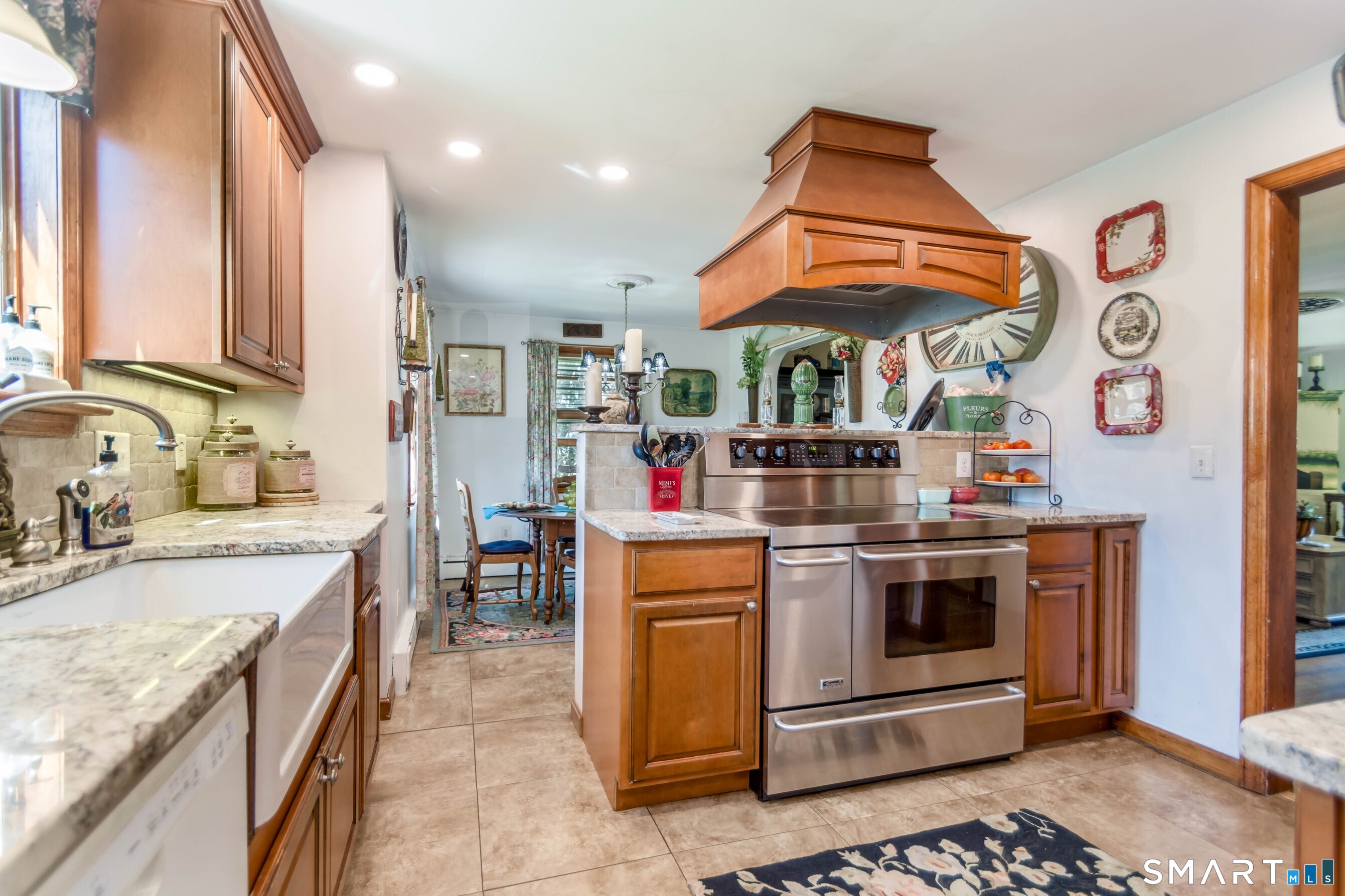 5 Scott Avenue Seymour CT 06483