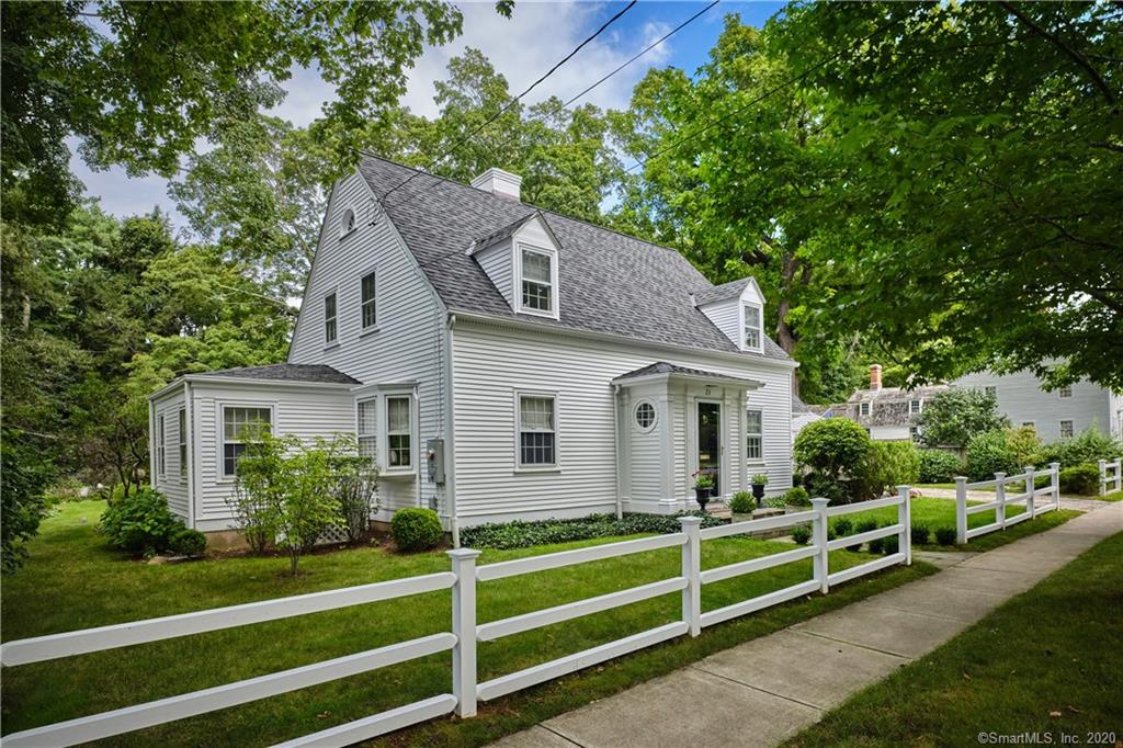23 West Avenue Essex CT 06426