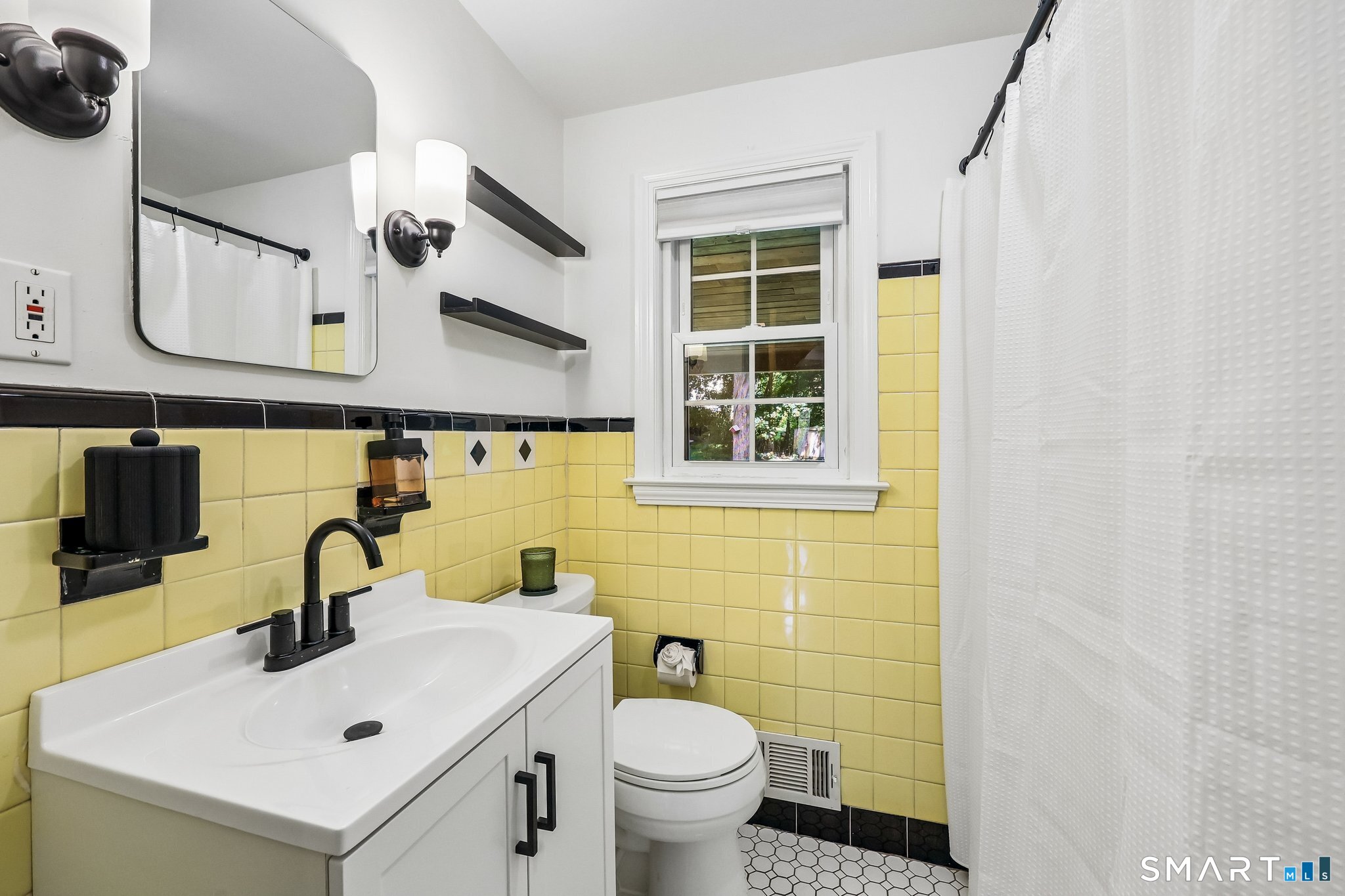 320 Beechwood Road West Hartford CT 06107
