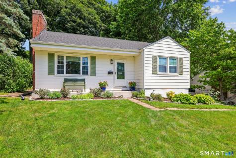 320 Beechwood Road West Hartford CT 06107