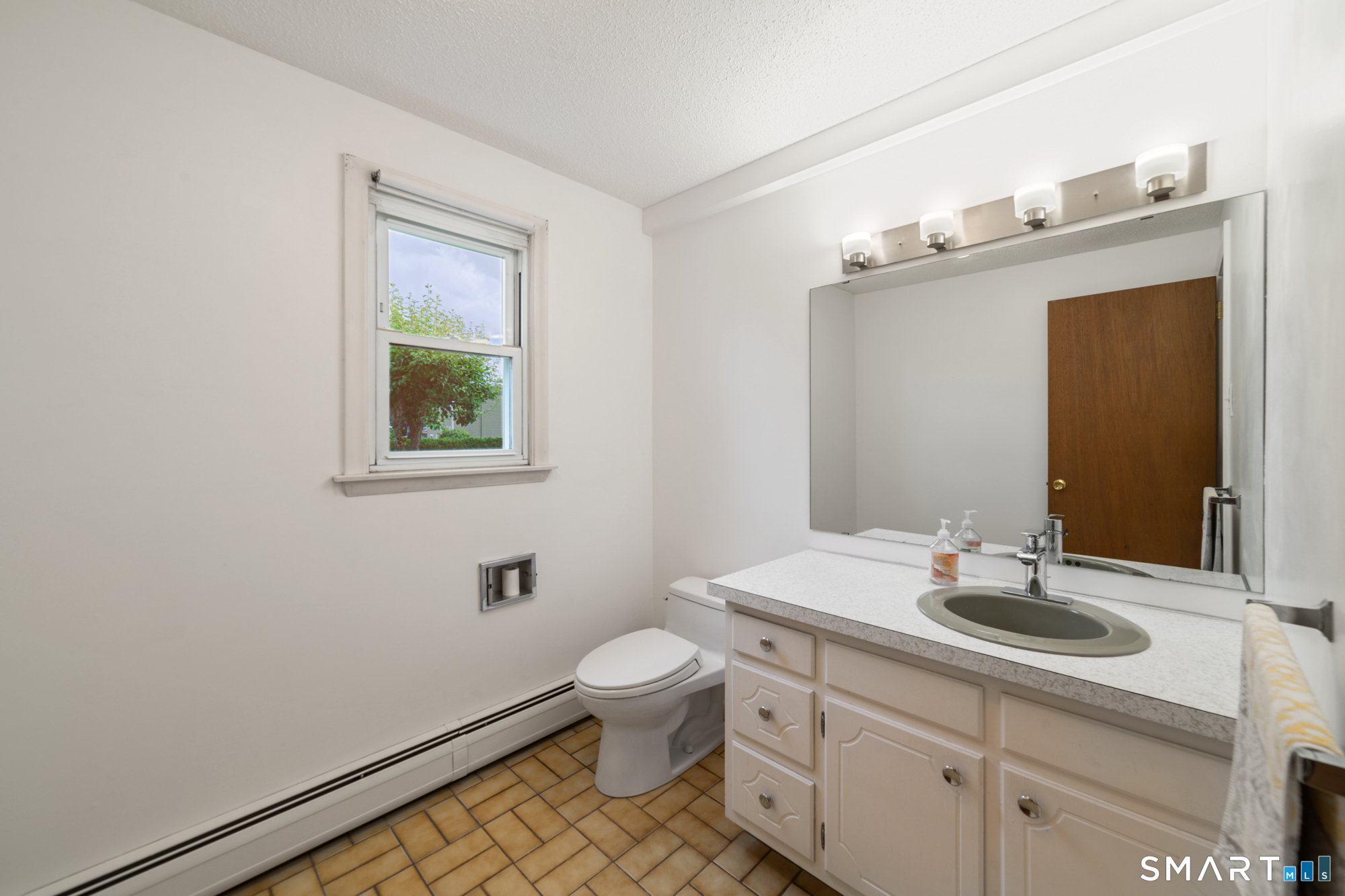 36 Cross Hill Road Wethersfield CT 06109