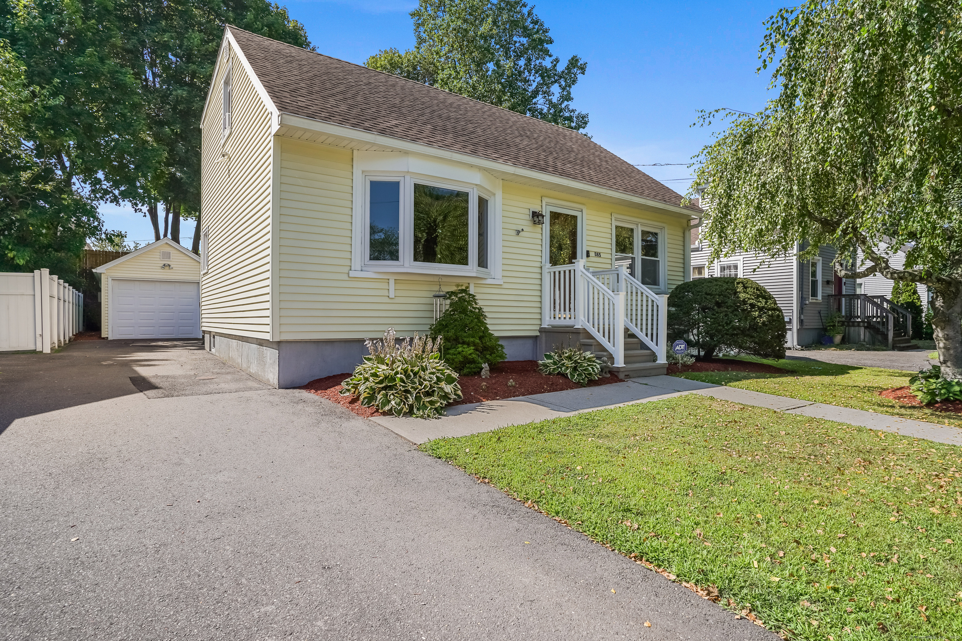 385 Burnsford Avenue Bridgeport CT 06606