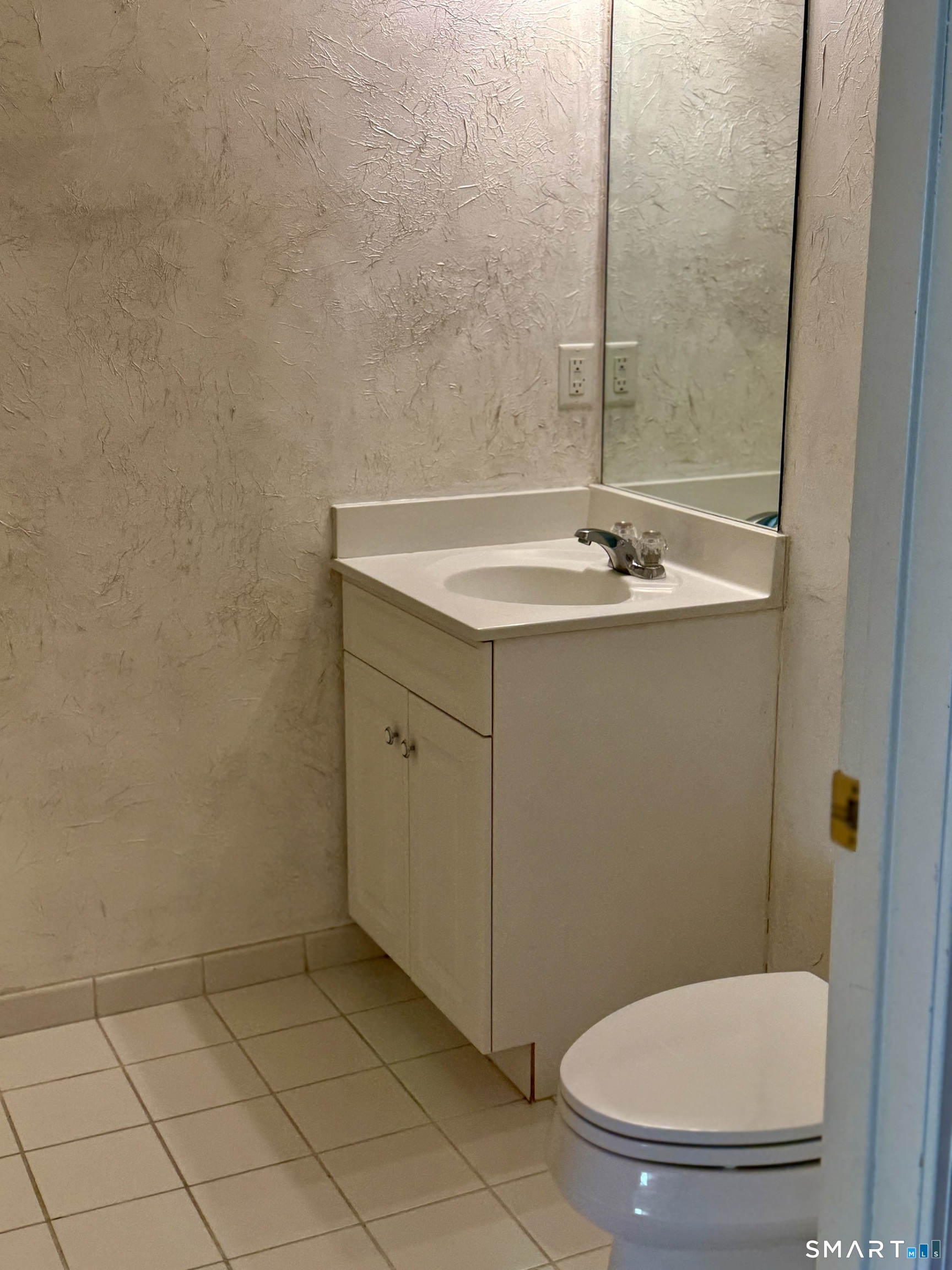 3 Brookside Drive Middlebury CT 06762