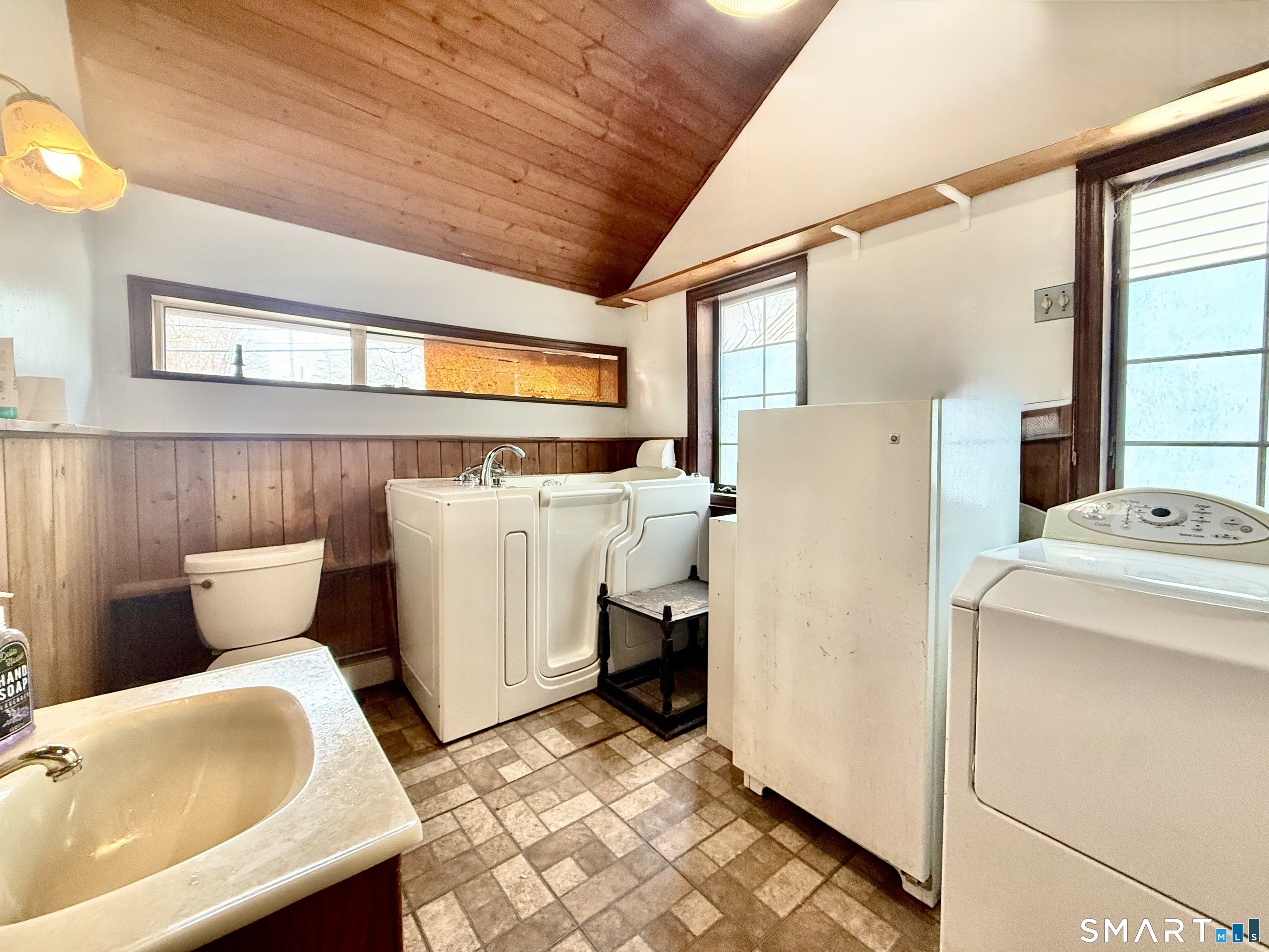 37 Brooklawn Avenue Norwalk CT 06854