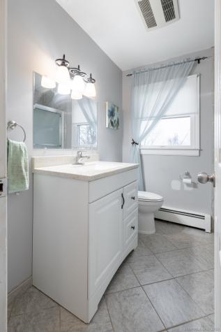 93 Tawny Thrush Road Naugatuck CT 06770