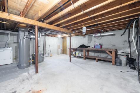 93 Tawny Thrush Road Naugatuck CT 06770