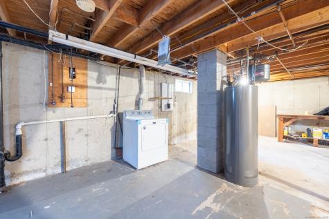 93 Tawny Thrush Road Naugatuck CT 06770