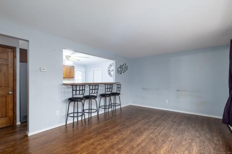 93 Tawny Thrush Road Naugatuck CT 06770