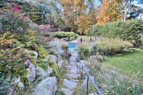 28 Old Orchard Drive Weston CT 06883