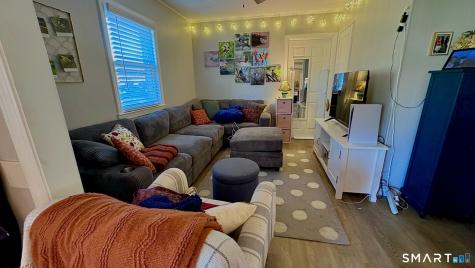 53 Laurel Road Windsor Locks CT 06096