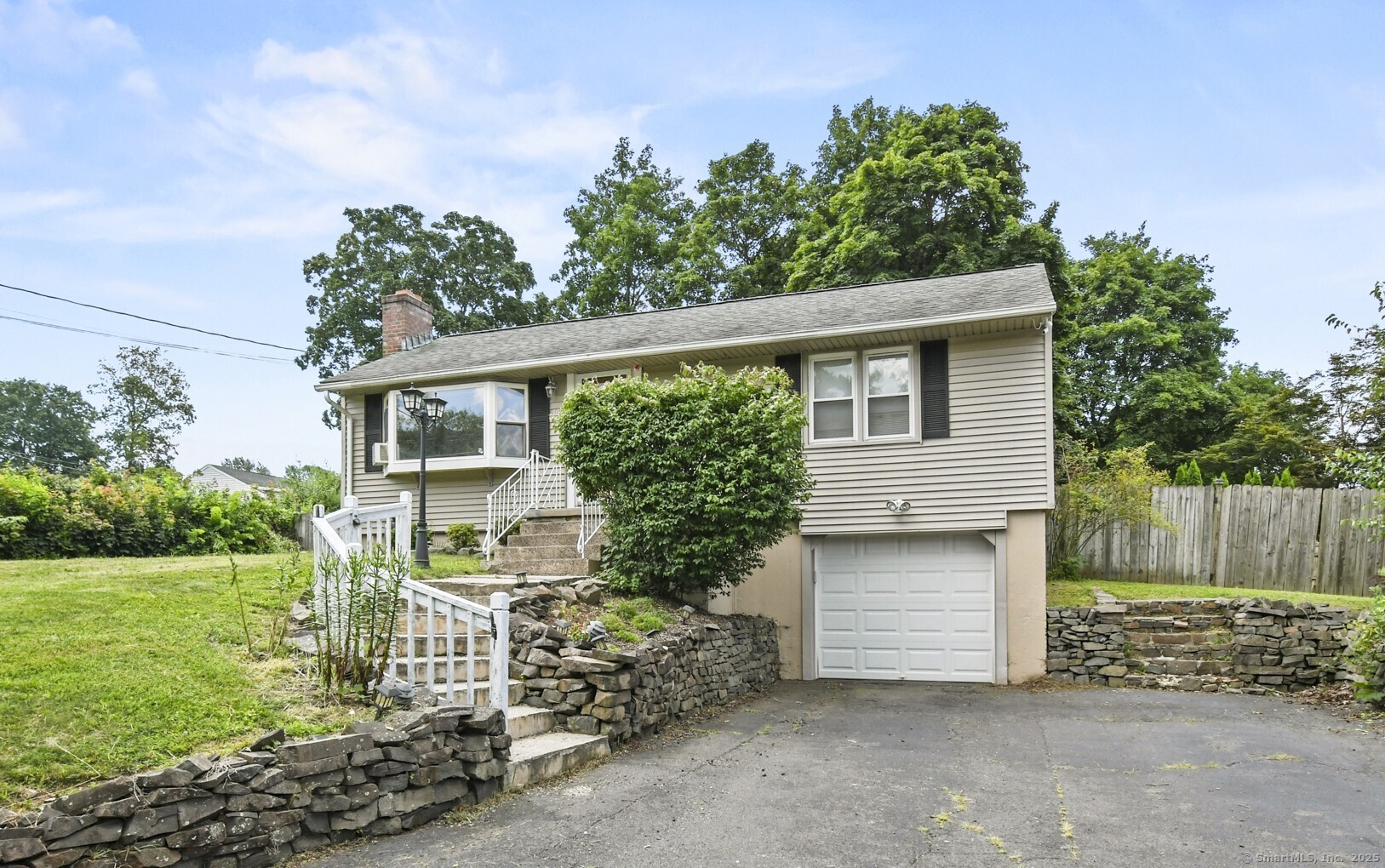 16 Charles Street Southington CT 06479