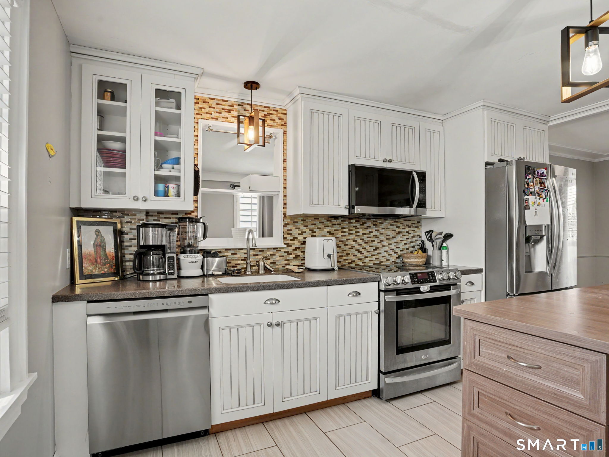 43 Glendale Road Stratford CT 06614