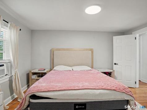 43 Glendale Road Stratford CT 06614