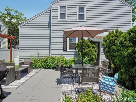 43 Glendale Road Stratford CT 06614