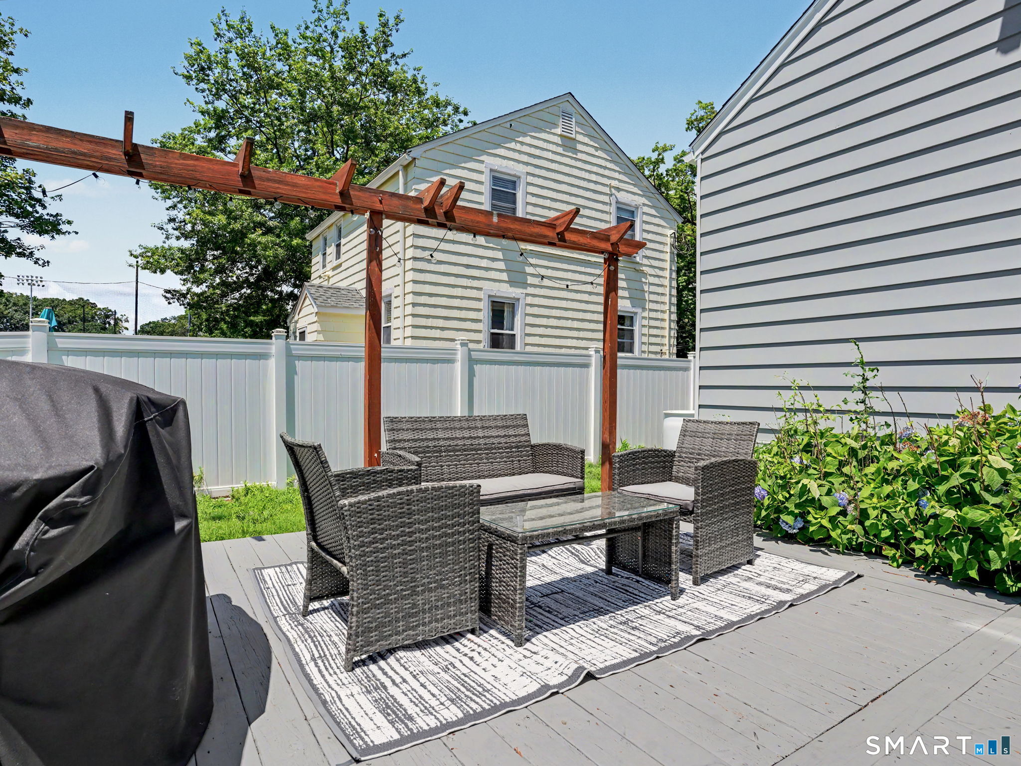 43 Glendale Road Stratford CT 06614