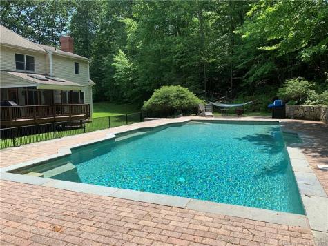 13 Amber Drive New Fairfield CT 06812