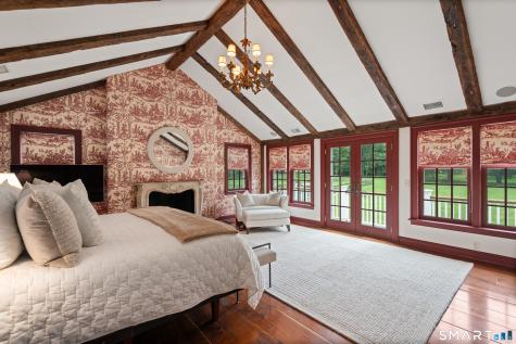 80 Governors Lane Fairfield CT 06824