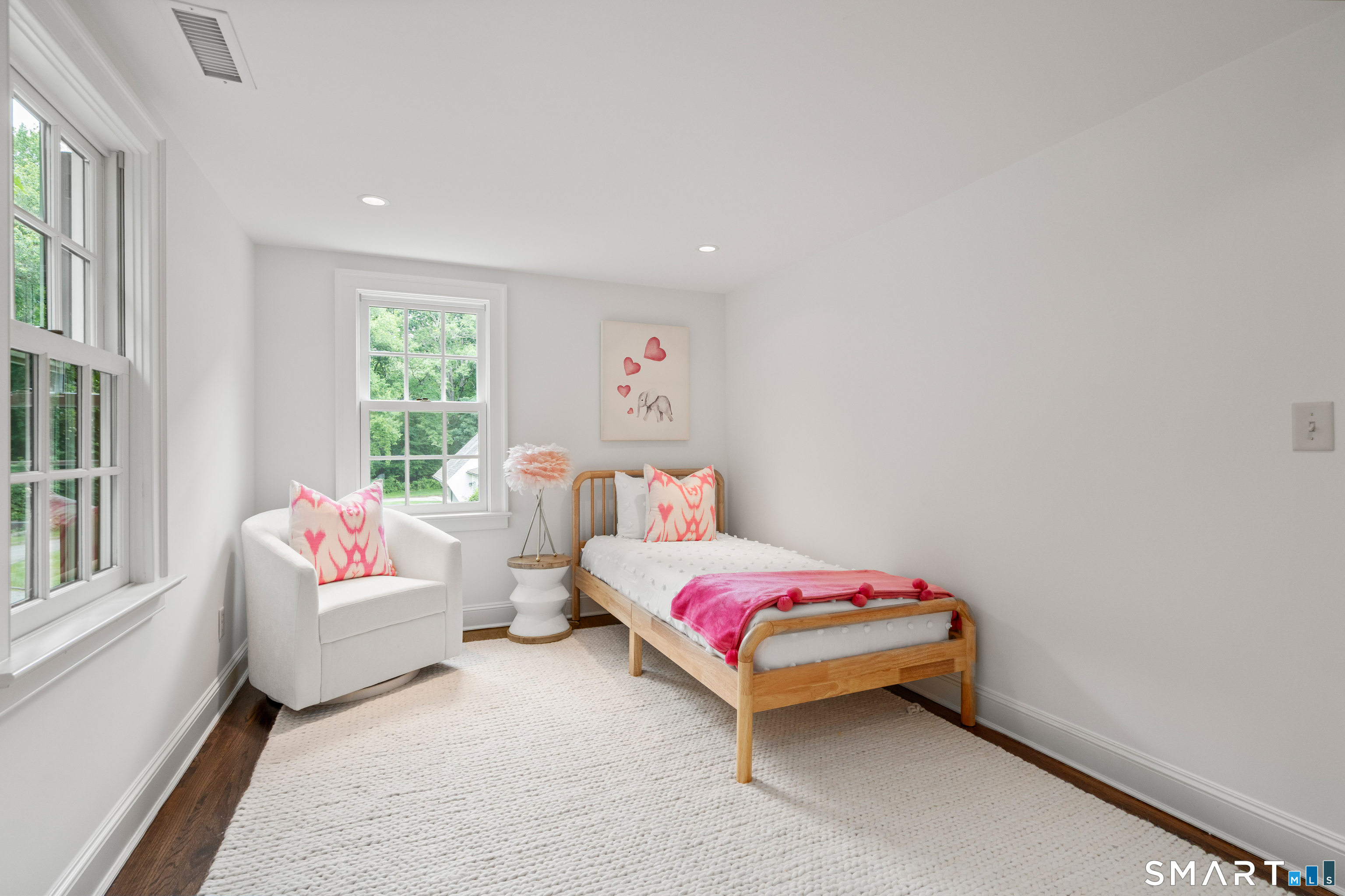 80 Governors Lane Fairfield CT 06824
