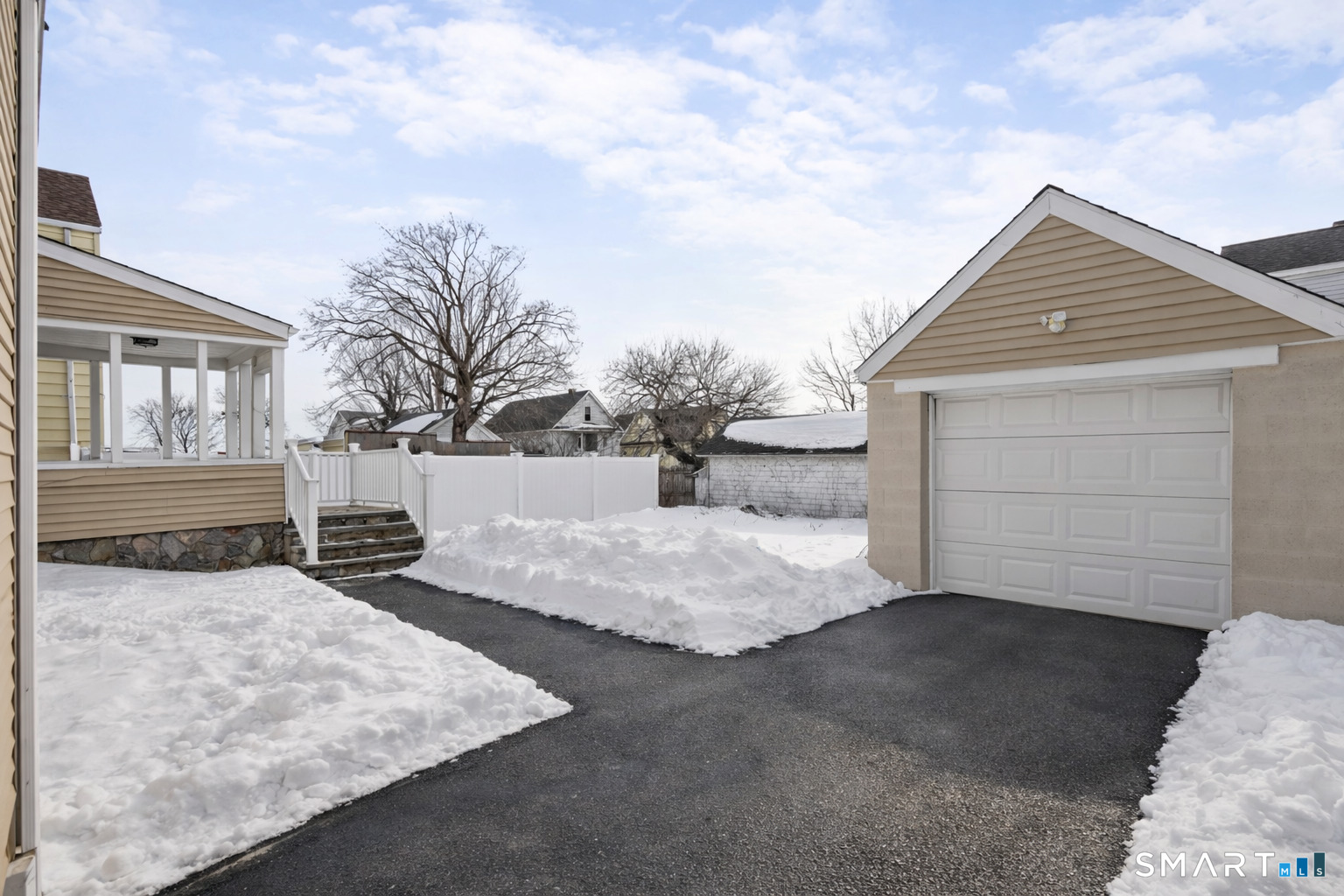 457 Summit Street Bridgeport CT 06606