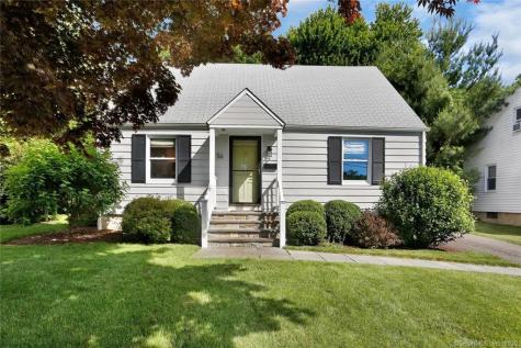 56 Country Road Fairfield CT 06824