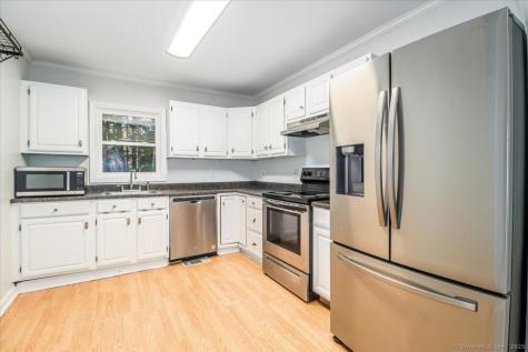 14 Cherry Drive New Fairfield CT 06812