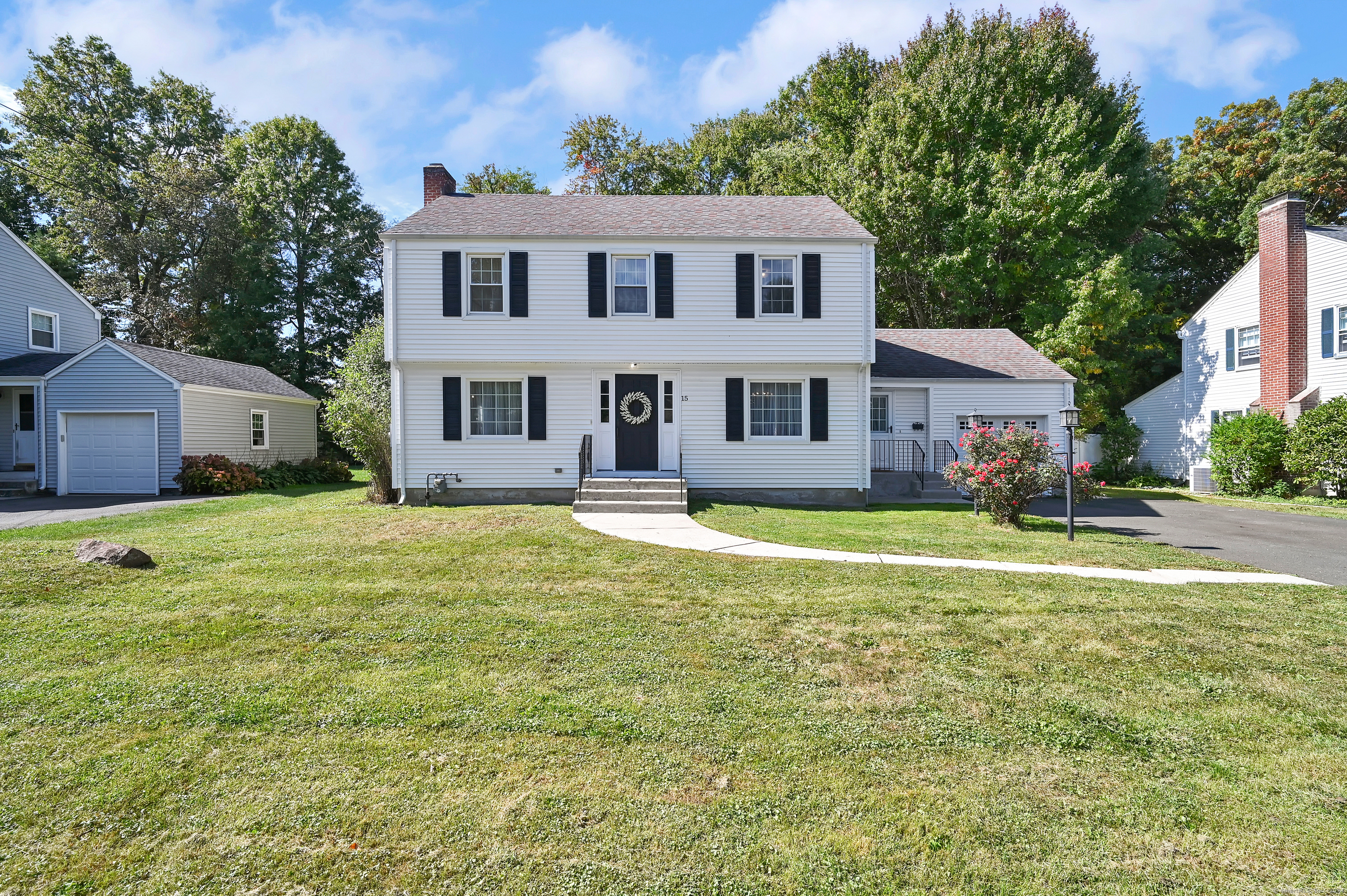 15 Brainard Road West Hartford CT 06117