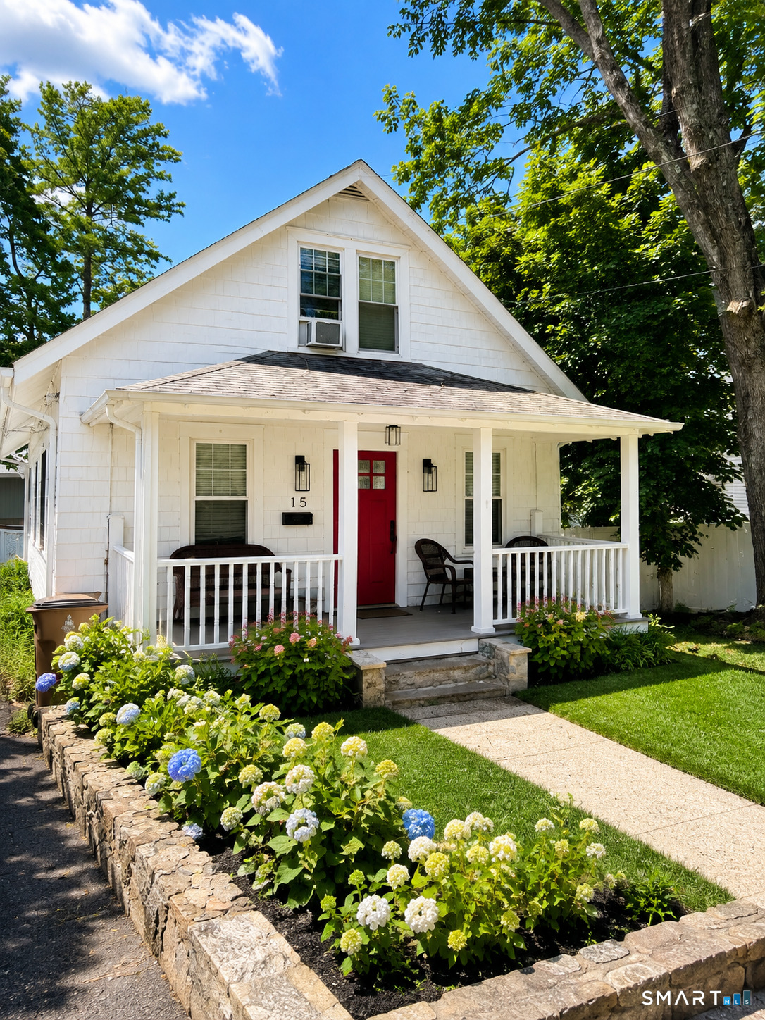 15 Mead Street Stamford CT 06907