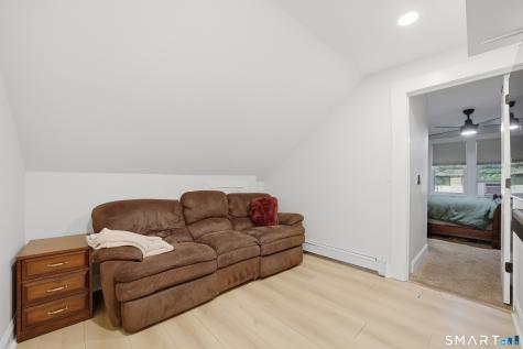15 Mead Street Stamford CT 06907