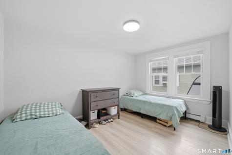 15 Mead Street Stamford CT 06907