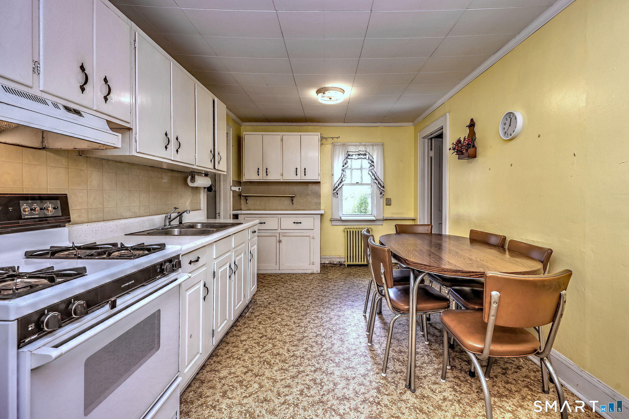 216 Cross Hill Road Monroe CT 06468