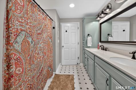 168 Peck Hill Road Woodbridge CT 06525