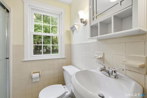 15 Sapphire Street Enfield CT 06082