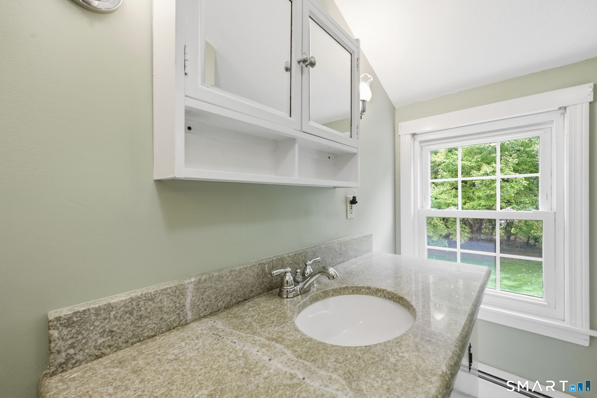 15 Sapphire Street Enfield CT 06082