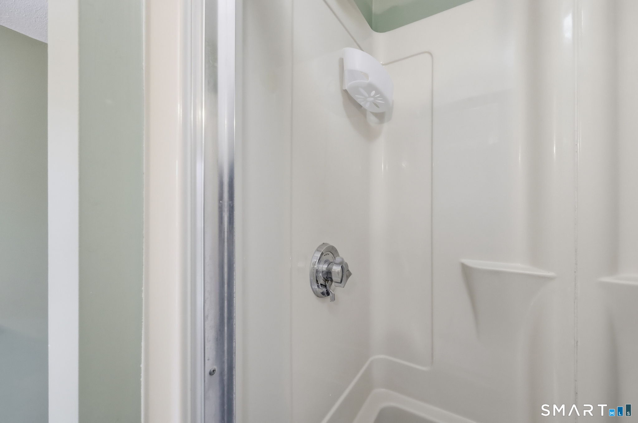 15 Sapphire Street Enfield CT 06082