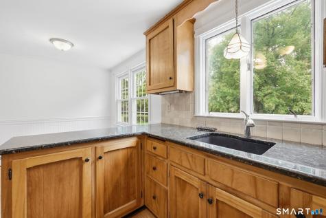 15 Sapphire Street Enfield CT 06082