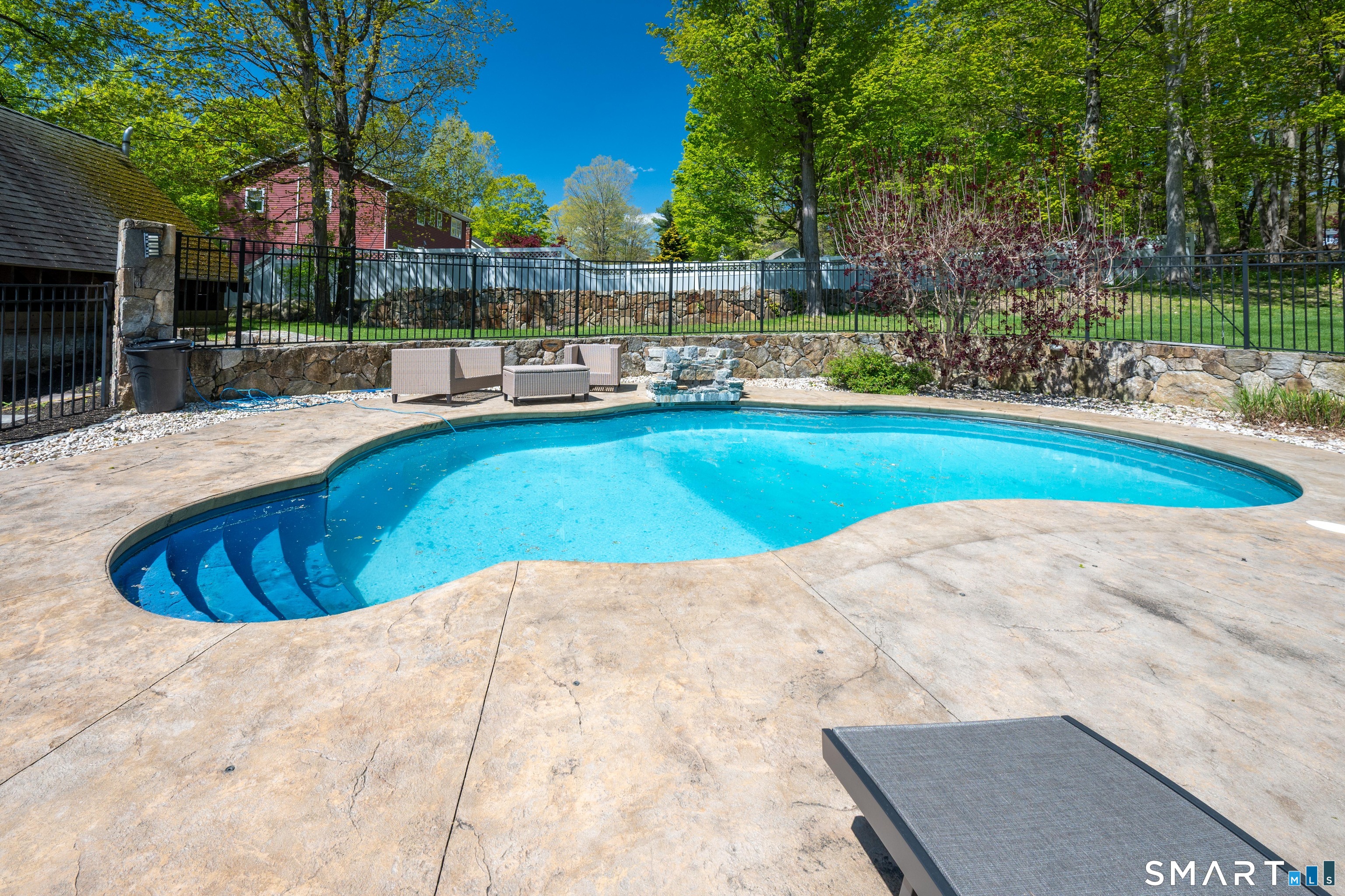 33 King Street Danbury CT 06811