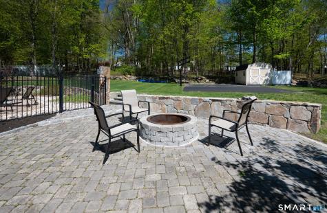 33 King Street Danbury CT 06811