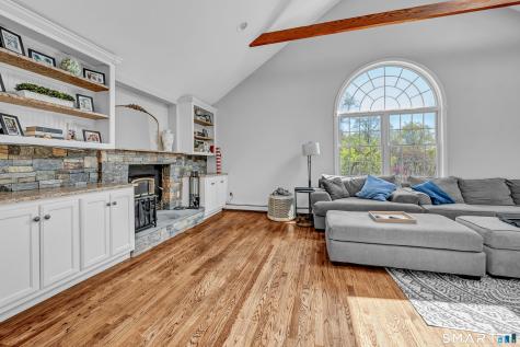 33 King Street Danbury CT 06811