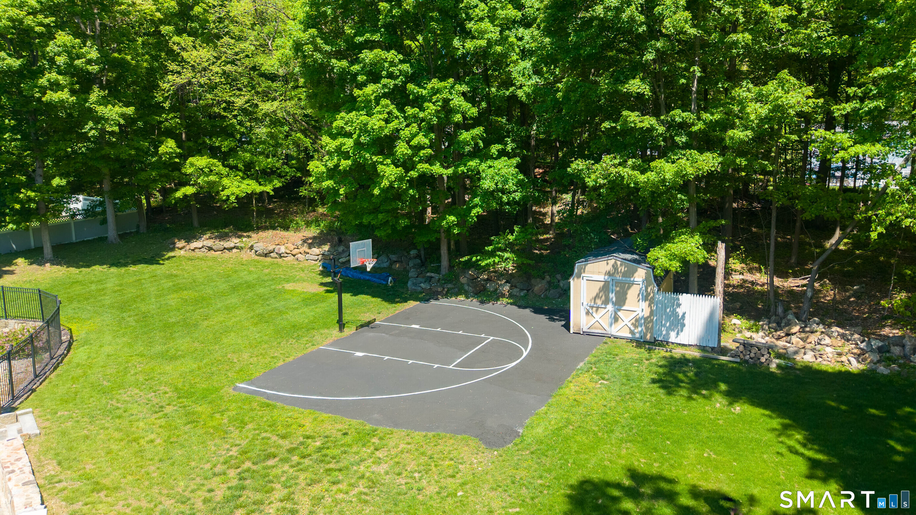 33 King Street Danbury CT 06811