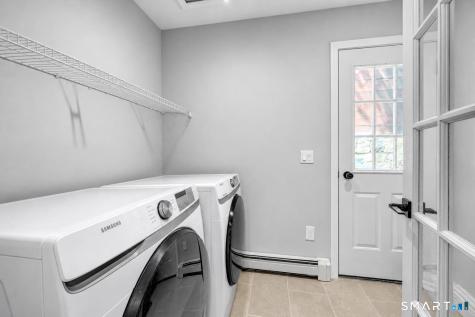 33 King Street Danbury CT 06811