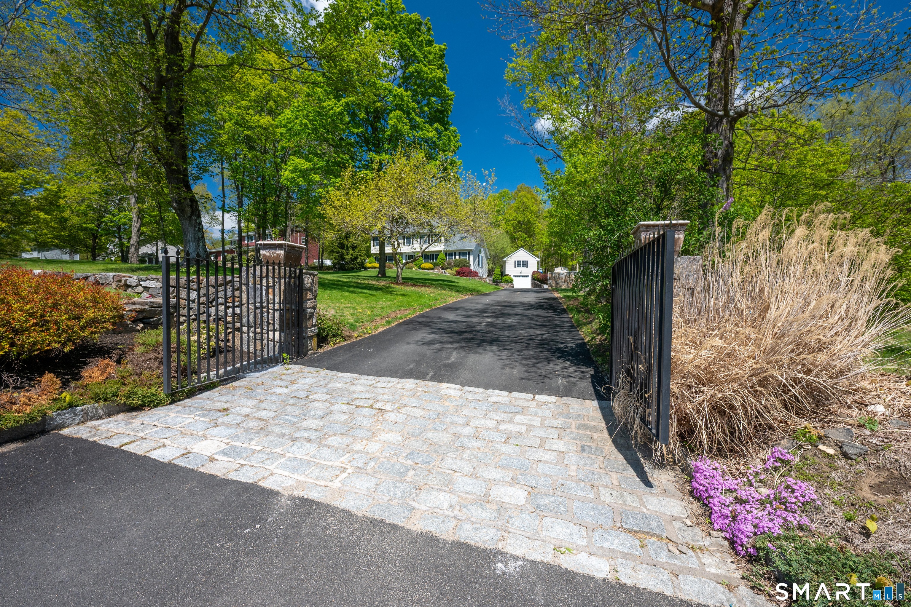 33 King Street Danbury CT 06811