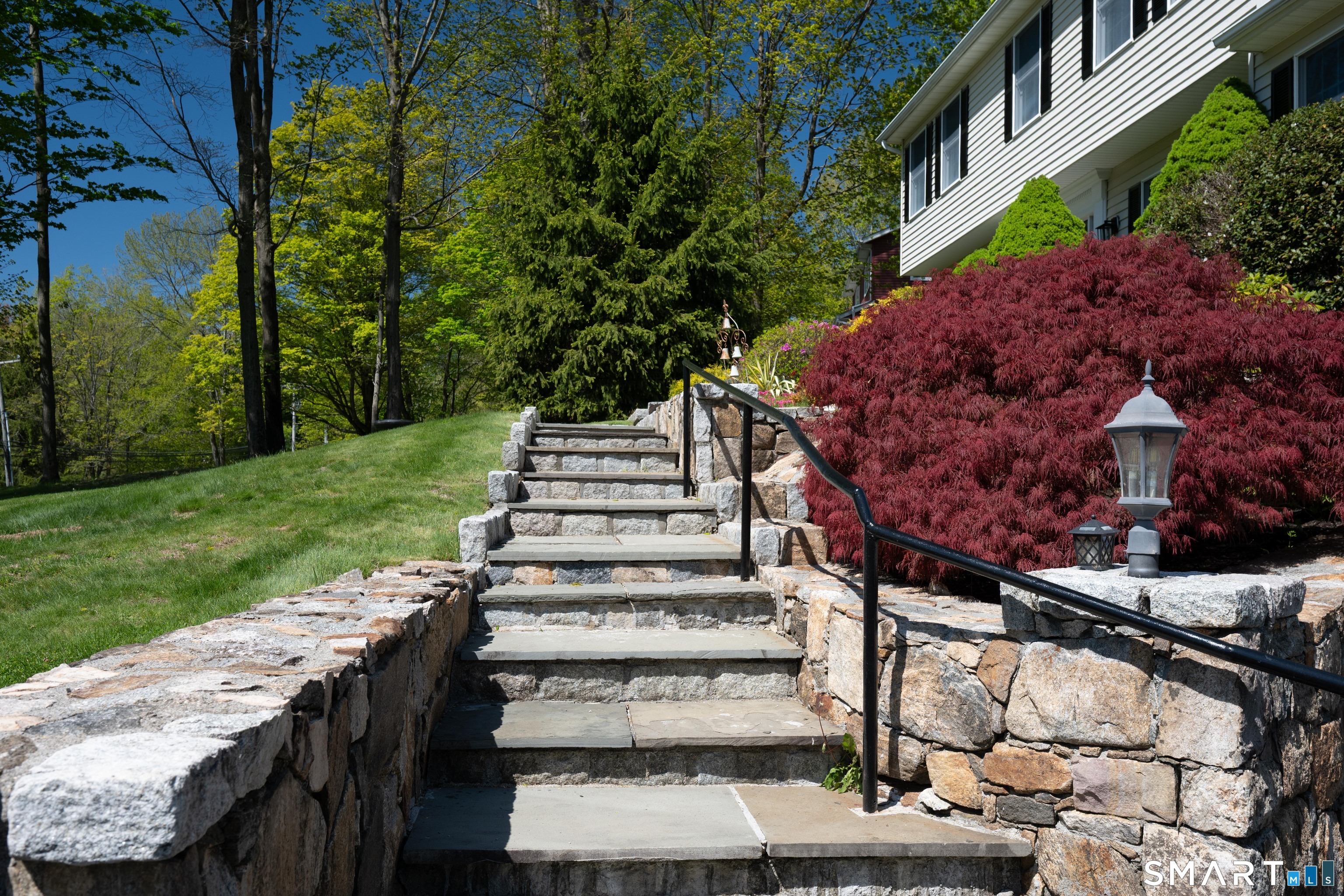 33 King Street Danbury CT 06811