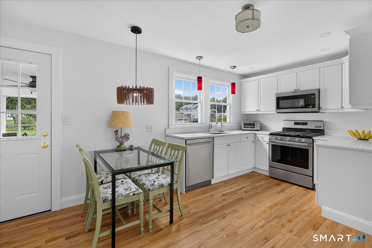 34 Hall Street New Haven CT 06512