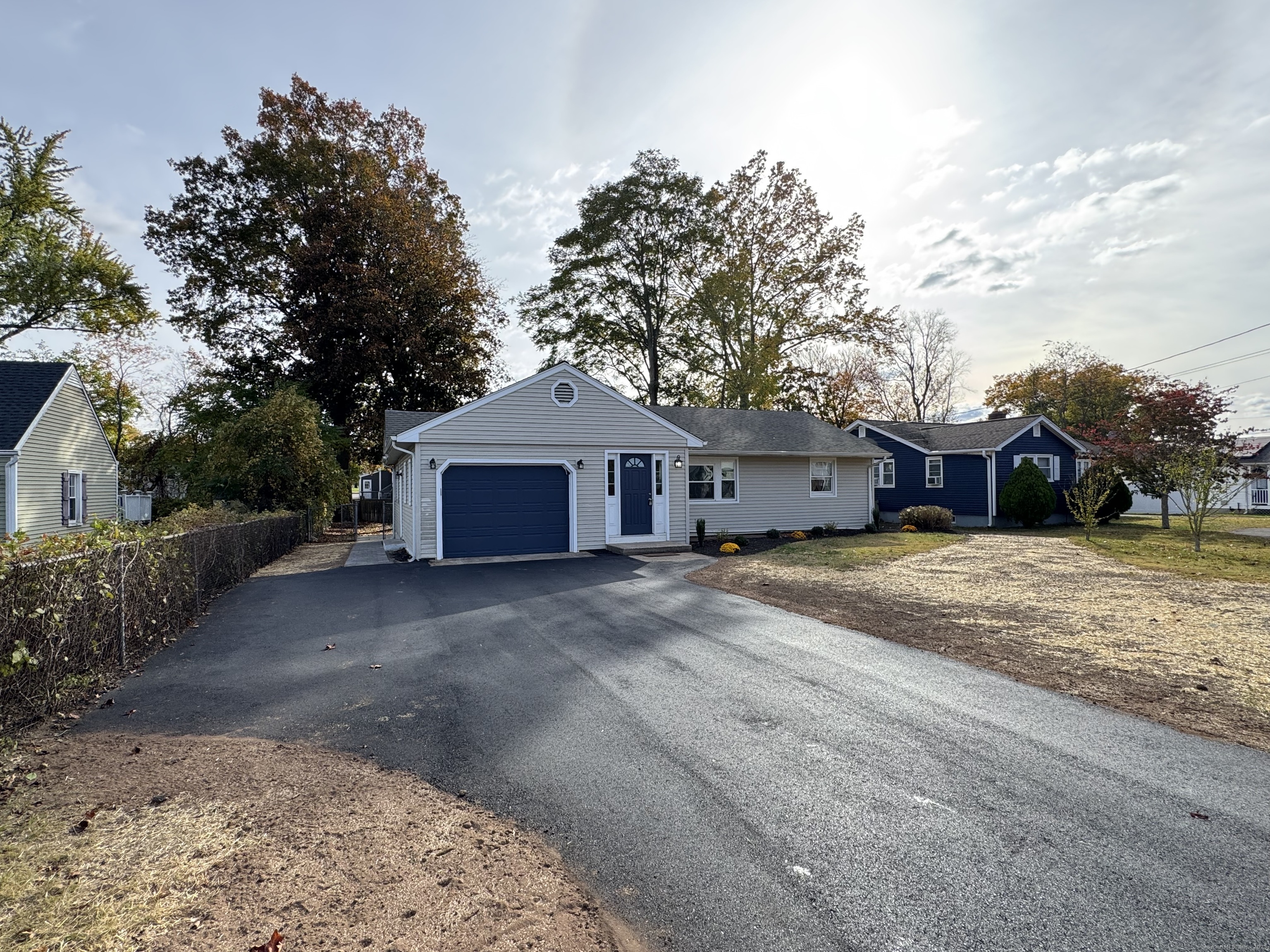 37 Moulthrop Street North Haven CT 06473