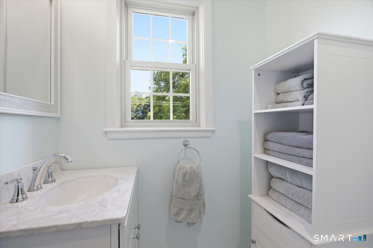 113 Mott Hill Road East Hampton CT 06424